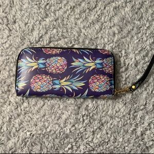Pineapple wallet
